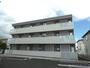 新田駅より徒歩15分 3階 築2年6ヶ月の賃貸物件