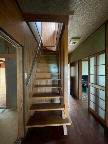 その他　玄関前階段