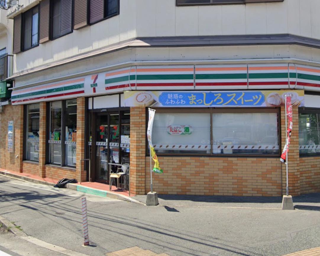 コンビニ　セブンイレブン 大牟田大黒町店（コンビニ）まで395m