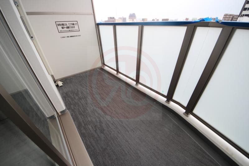 バルコニー　開放的で明るい空間を演出してくれるバルコニーです