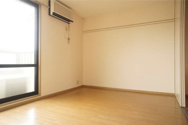 居室・リビング　図面と現状に相違がある場合には現状を優先