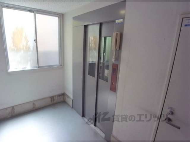 ロビー　ロビー