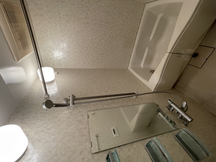 バス・シャワールーム