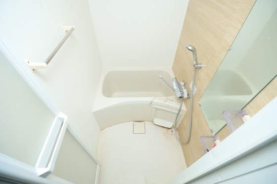 バス・シャワールーム　※別部屋の写真です