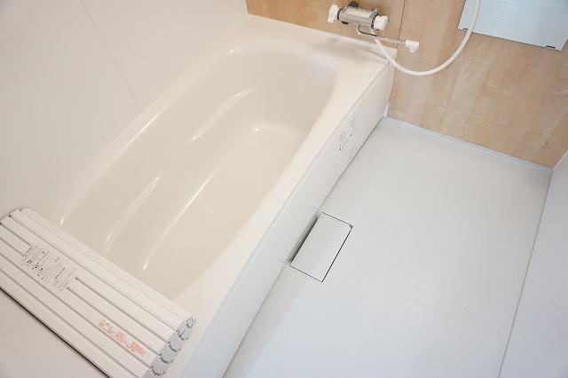 バス・シャワールーム　浴室