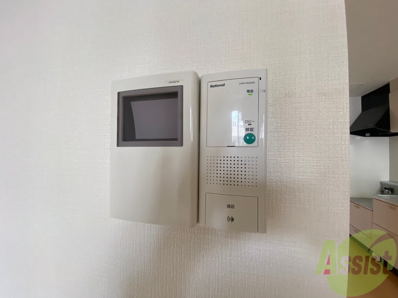 その他設備　ＴＶモニター付インターホンです。来客者の顔が見えるので安心！