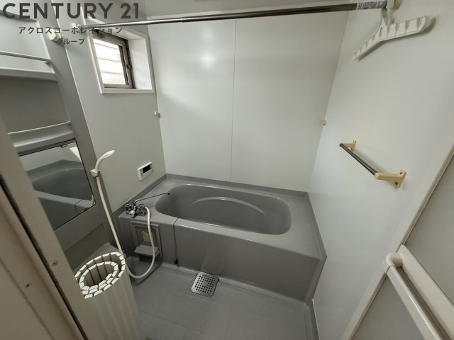 バス・シャワールーム　シンプルで機能的なユニットバスです！