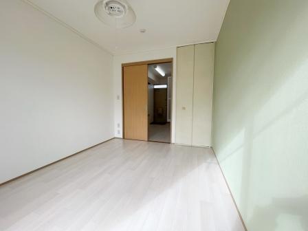 居室・リビング　使いやすい居間です