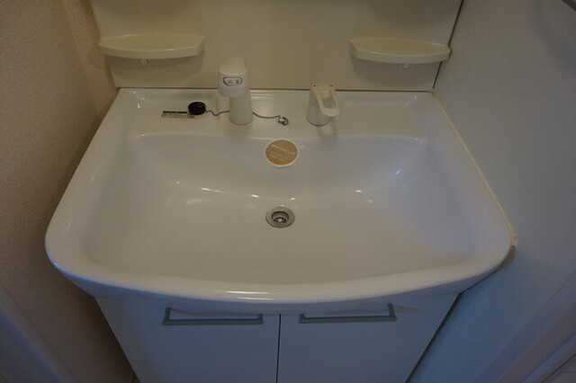 洗面設備　洗髪洗面化粧台