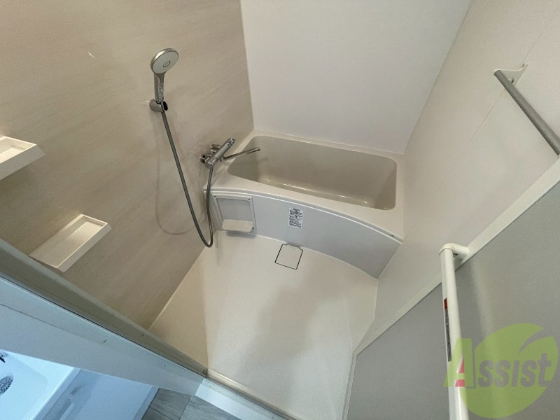 バス・シャワールーム　お風呂になります。一日の疲れを癒してくださいね。