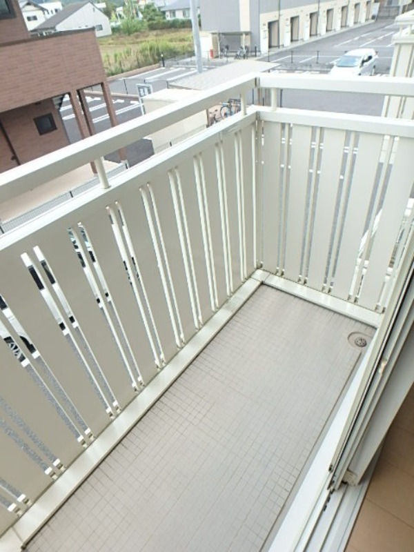 バルコニー　図面と現状が相違がある場合には現状を優先