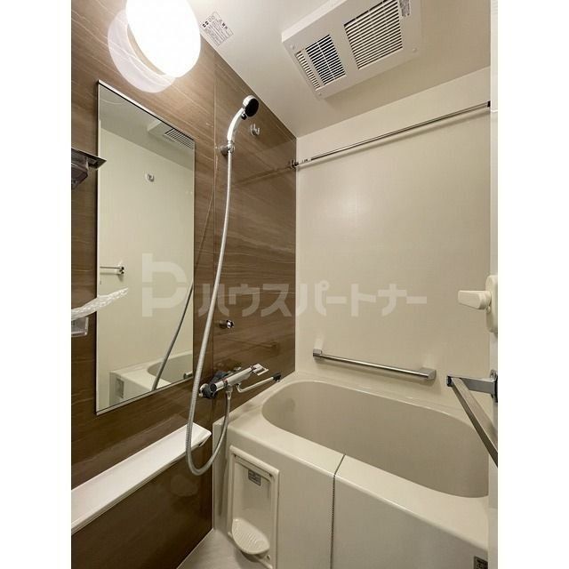 バス・シャワールーム　バス