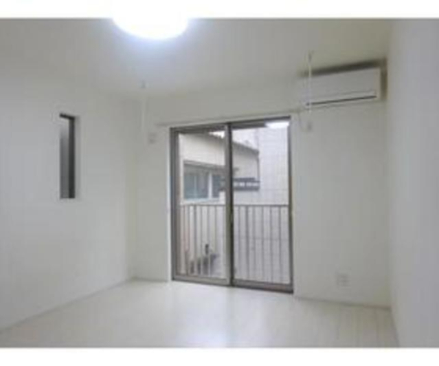 居室・リビング　別室参照