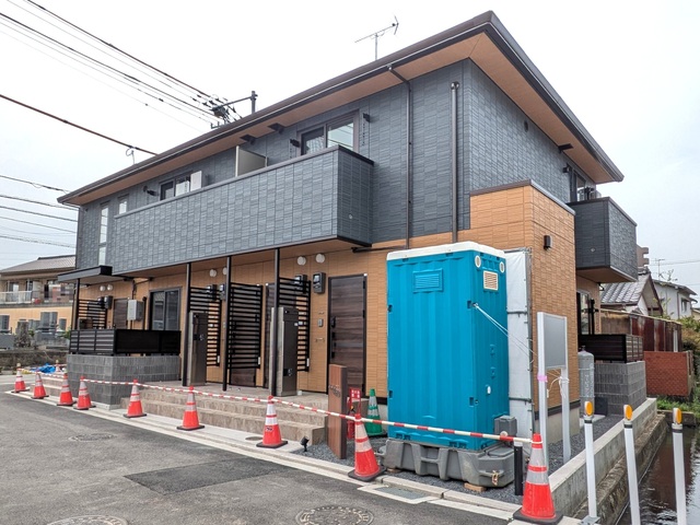 建物外観　建築中