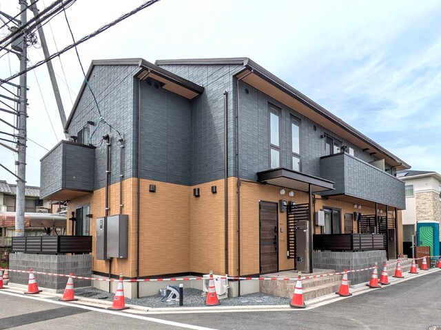 建物外観　建築中