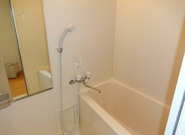 バス・シャワールーム　バスルーム