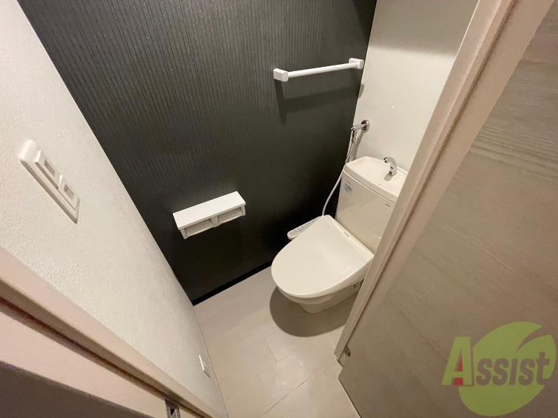トイレ　トイレです。ウォシュレット付を探している方、おすすめです。