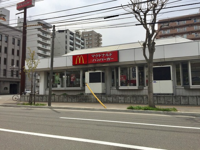 飲食店　マクドナルド北５西２０店（飲食店）まで650m