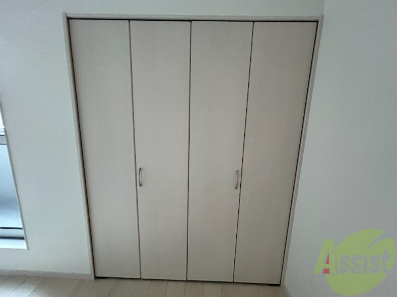 収納　収納です。幅が広い大きな収納となっております。