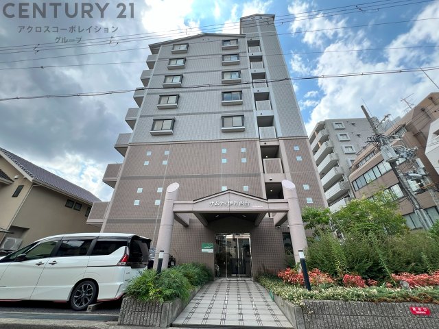 建物外観　オーットロック・エレベーター・防犯カメラ・宅配ボックス設置