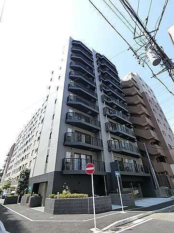 建物外観　オートロック完備