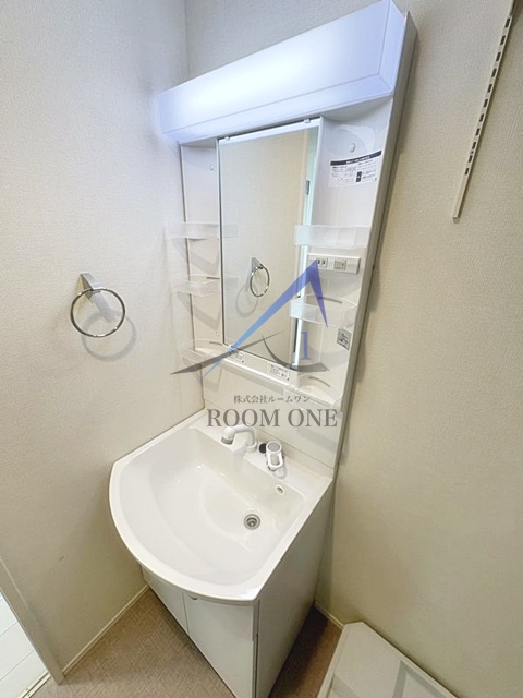 洗面設備　洗面台です。