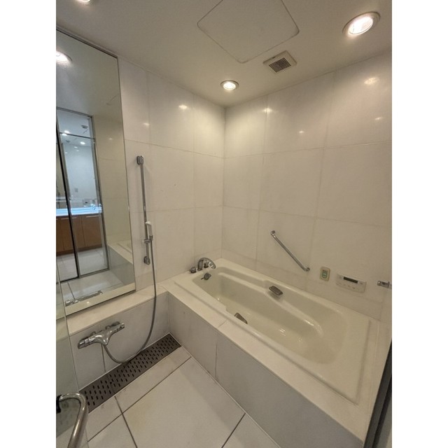 バス・シャワールーム　※写真は同タイプ住戸です。