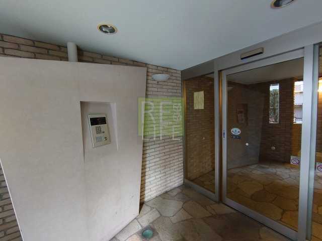 エントランス　ロアール早稲田