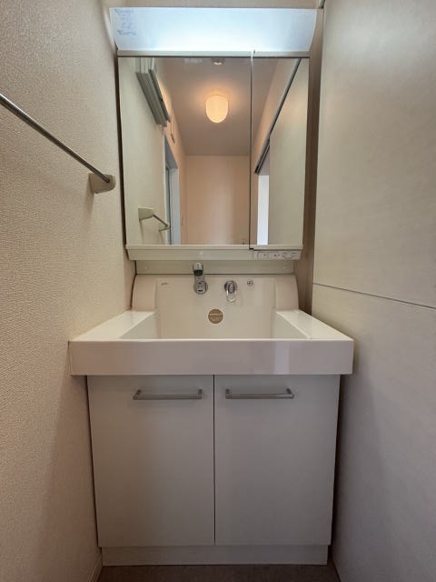 洗面設備　同仕様