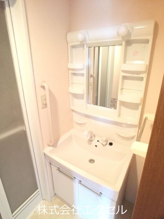 洗面設備　同等タイプのイメージ画像です。