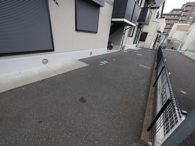 駐車場　★敷地内に駐車場がございます★