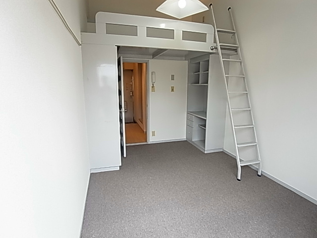 居室・リビング　同一物件参考写真