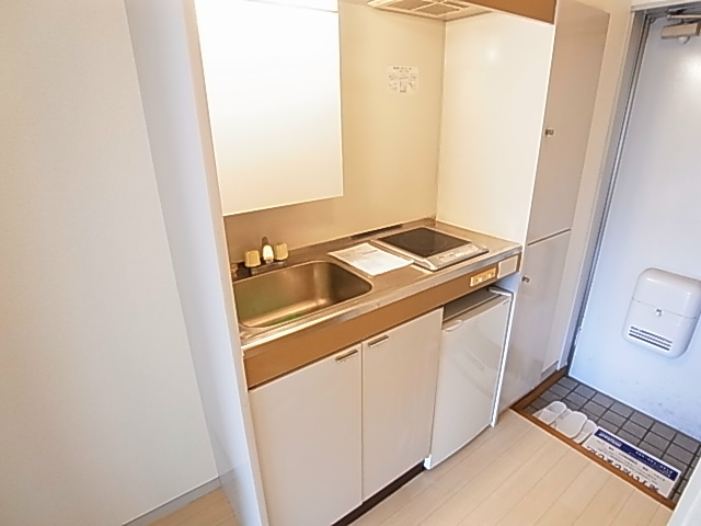 キッチン　同一物件参考写真