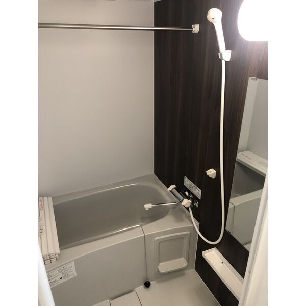 バス・シャワールーム　※別室の参考写真の為、現況優先です。