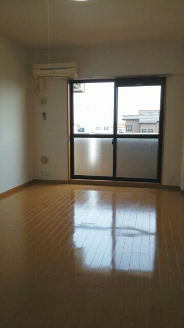 居室・リビング　カウンターキッチン