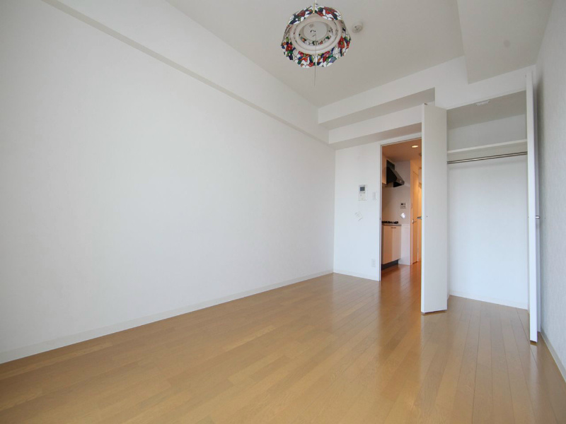 居室・リビング　洋室7.1帖　クローゼット付（収納充実してます）