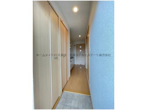 玄関　同建物別号室