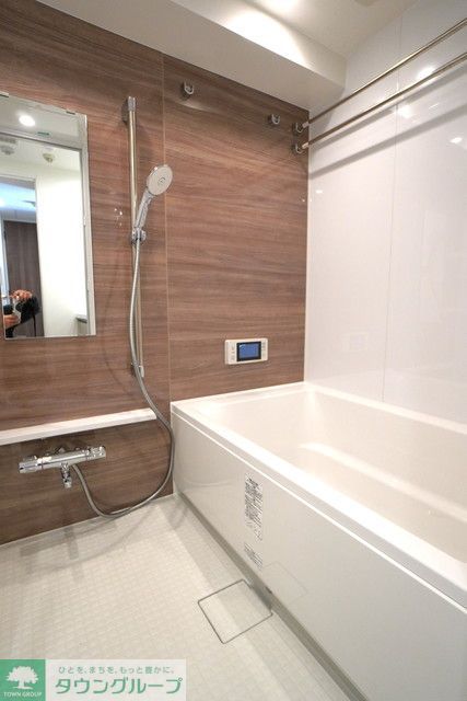 バス・シャワールーム　※写真は同タイプ住戸です。