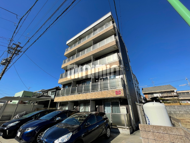 建物外観　八田駅まで徒歩７分です。