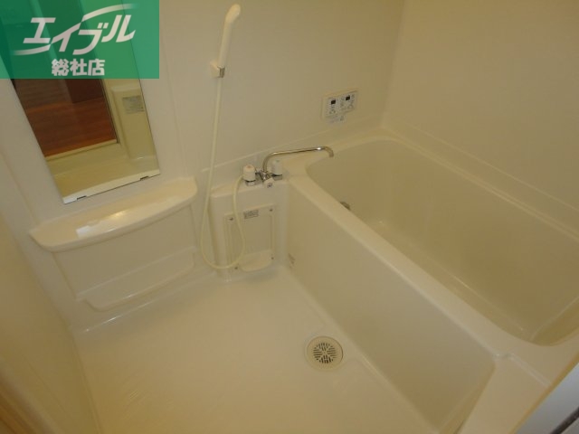 バス・シャワールーム　浴室