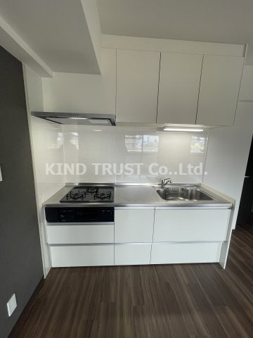 キッチン　コンパクトなキッチンで掃除もラクラク