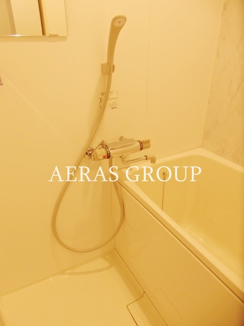 バス・シャワールーム　浴槽