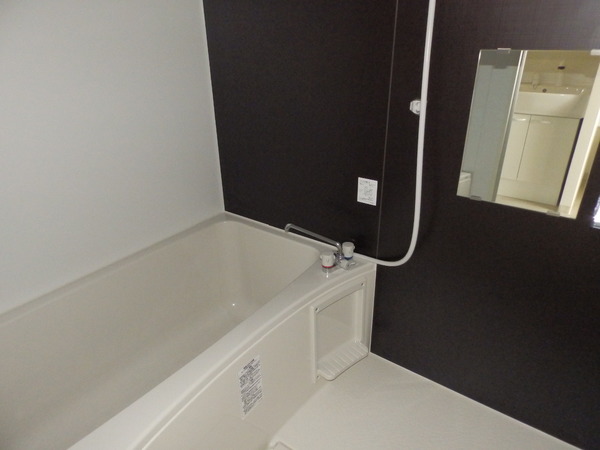 バス・シャワールーム　バスルーム