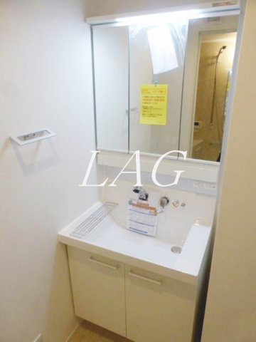 洗面設備　独立洗面台です。