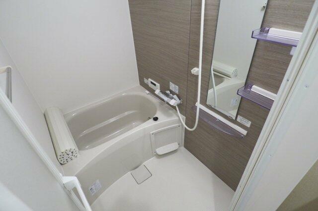 バス・シャワールーム　WINGS　浴室