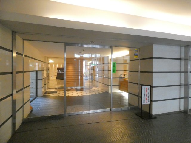 エントランス　エントランス