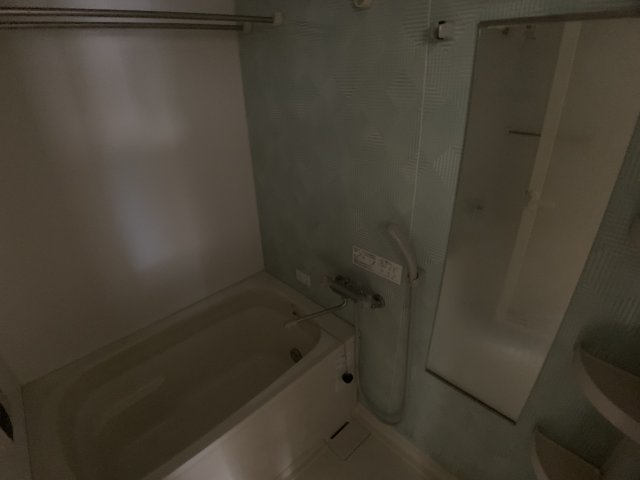 バス・シャワールーム　浴室乾燥機つきでおすすめです