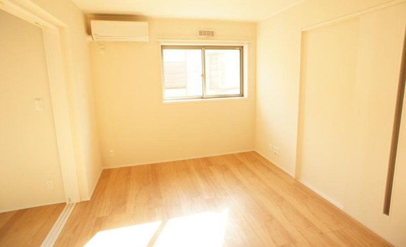 居室・リビング　☆明るい居室☆