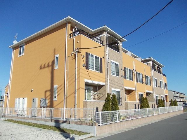 建物外観　★越谷レイクタウン駅徒歩８分の都市ガス物件★