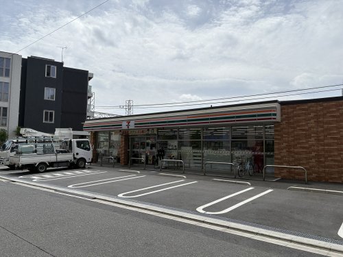 コンビニ　セブンイレブン 川崎北谷町店（コンビニ）まで840m